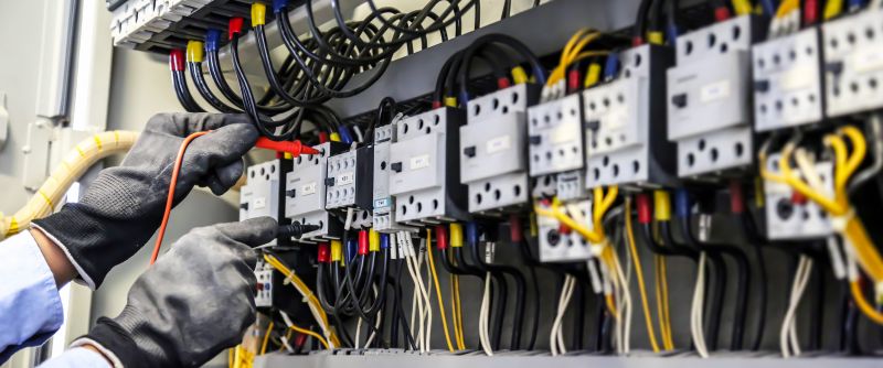 Circuit Breaker Repair in Pasadena, CA